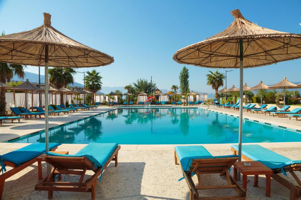 Kraal Hotel Vlorë Esterno foto